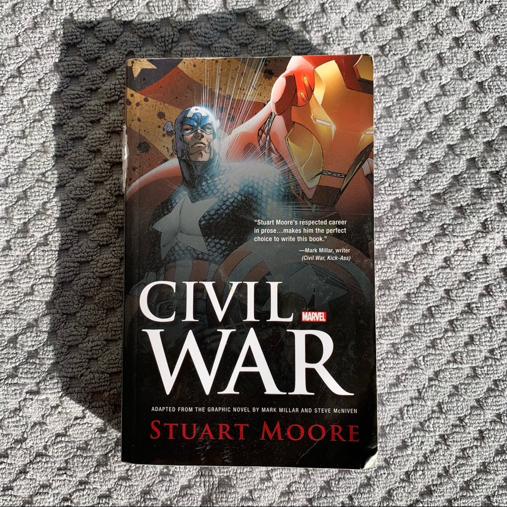 Marvel Novel - Civil War by Stuart Moore 408 pages